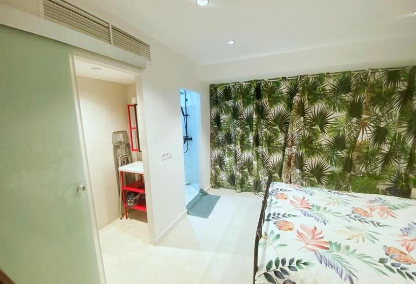 Полулюкс Вид на Море, Hug Hotel2022