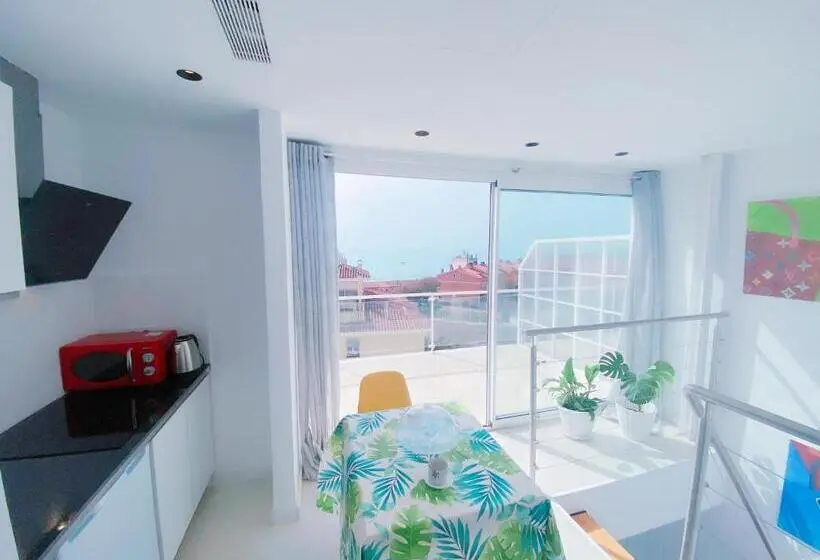 オーシャンビュージュニアスイート, Hug Hotel2022