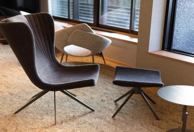 اتاق لوکس چهار تخته, Sengokubara Cocon