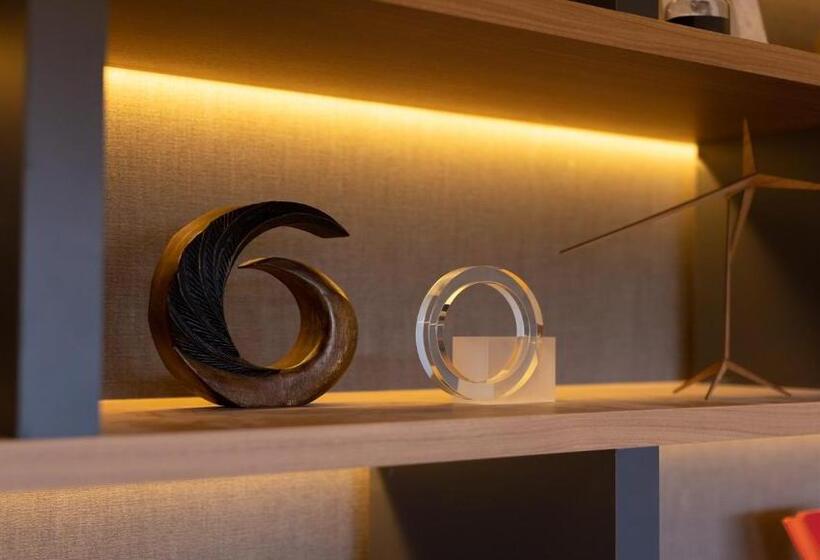 اتاق لوکس چهار تخته, Sengokubara Cocon