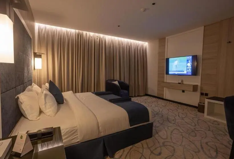 سوییت, Skyline Hotel & Suites