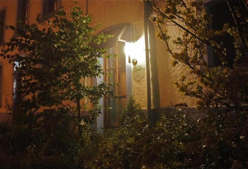 スタンダードルーム, La Remise   Les Chambres