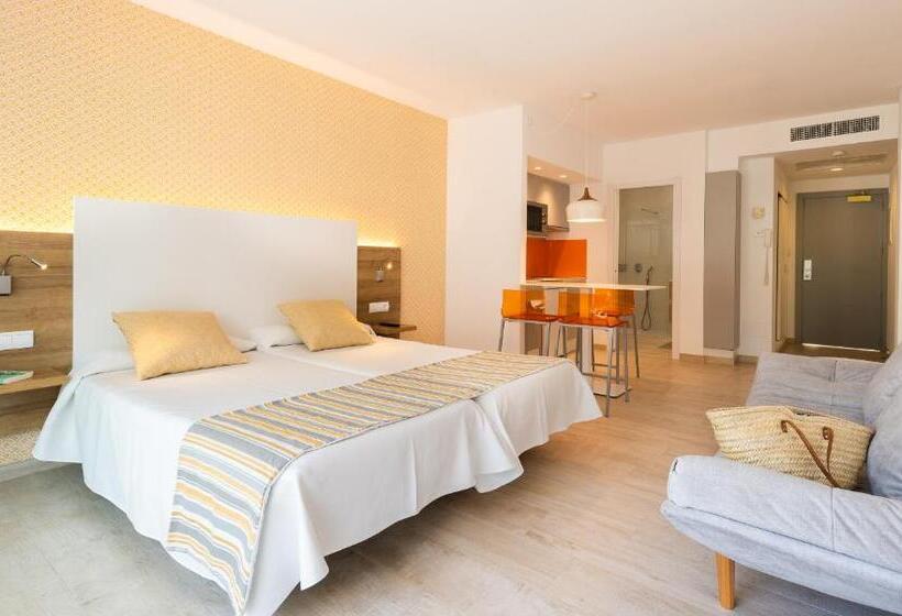 Студио Стандарт с Балконом, Casablanca Apartments, Santa Ponsa