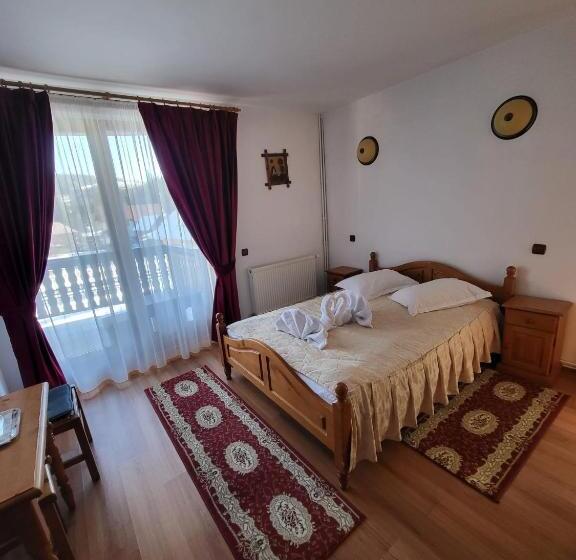 חדר דלוקס, Pensiunea Gianina