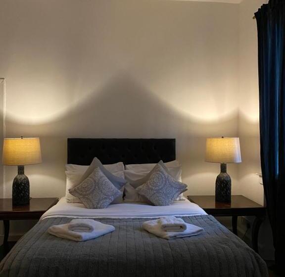 デラックススタジオ, Queen Street Boutique Suites