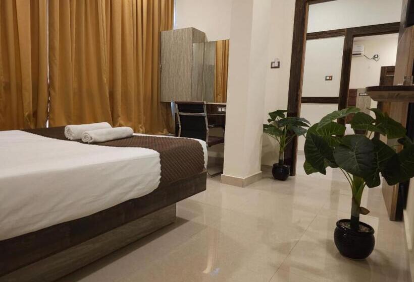 Номер Deluxe, Sky International  Airport Zone Hyderabad