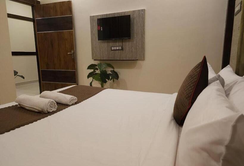 Номер Deluxe, Sky International  Airport Zone Hyderabad