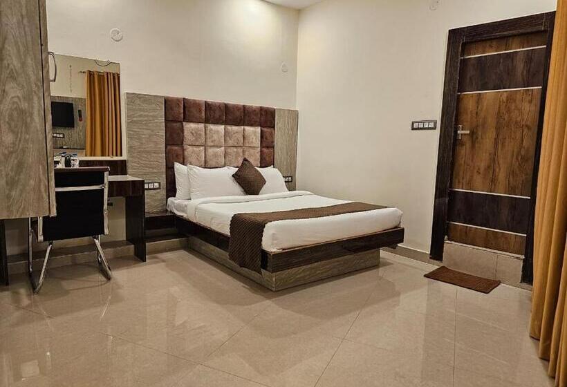 Family Suite, Sky International  Airport Zone Hyderabad