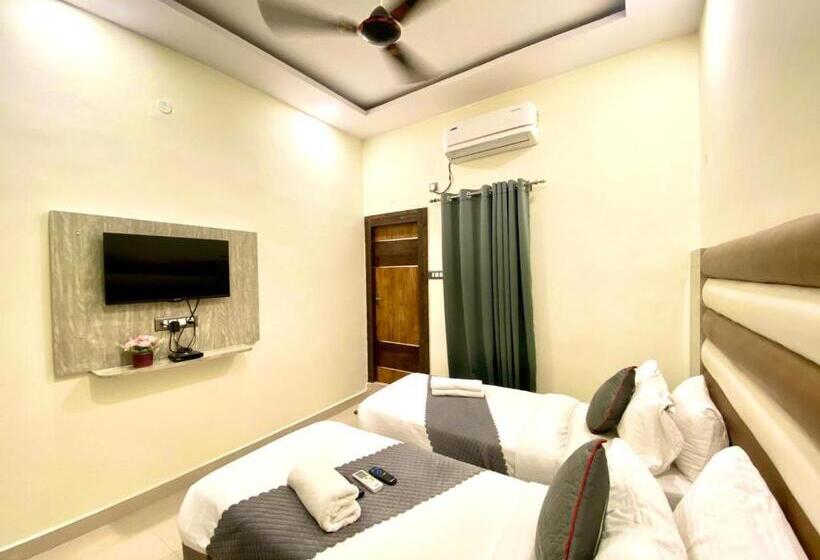 Номер Deluxe, Sky International  Airport Zone Hyderabad