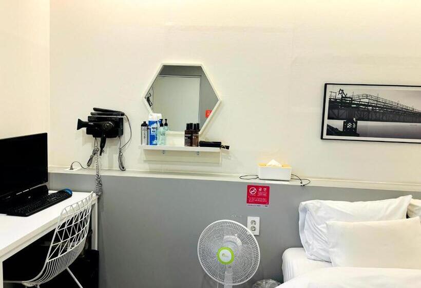 Номер Стандарт, Yam