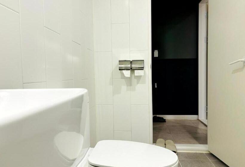 デラックスルーム, Yam