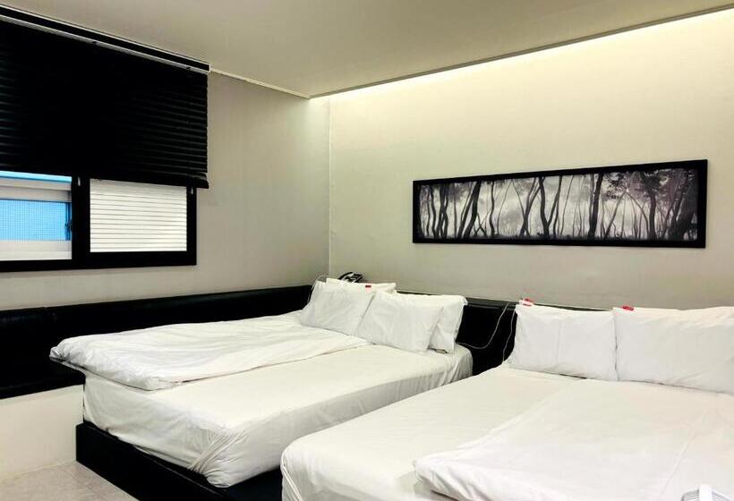 Семейный Номер, Yam