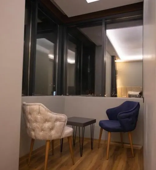スイート, Divares Luxury