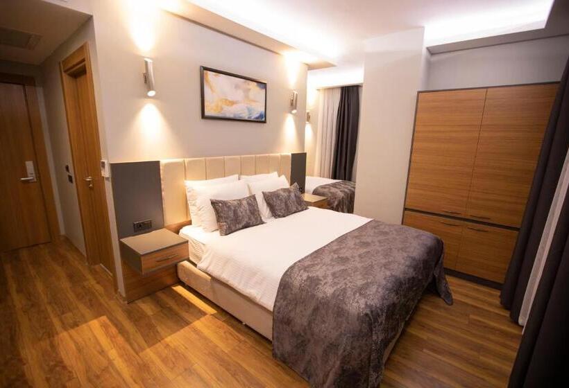 סוויטה, Divares Luxury