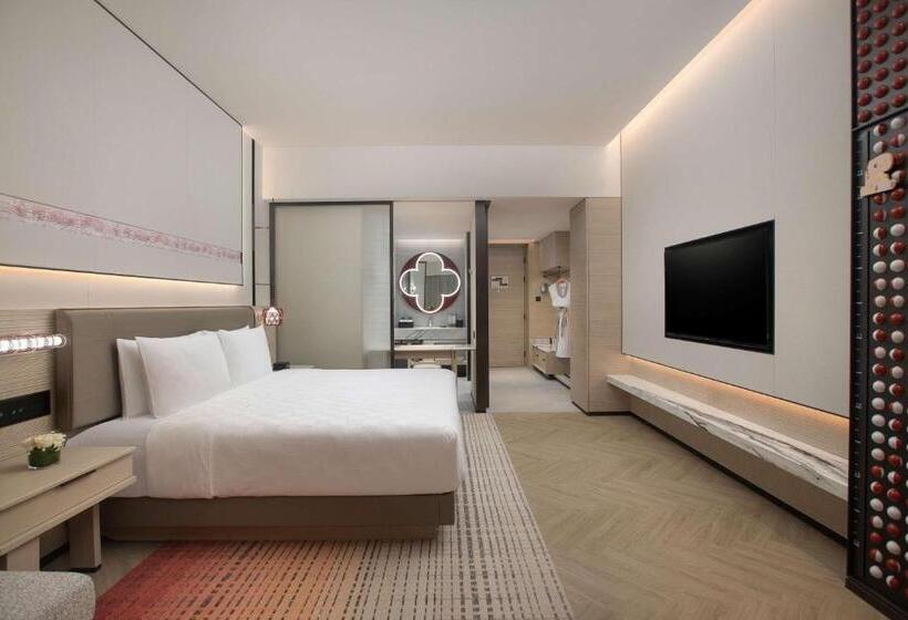 带海景的标准房, Hualuxe Hotels And Resorts Sanya Yalong Bay Resort, An Ihg