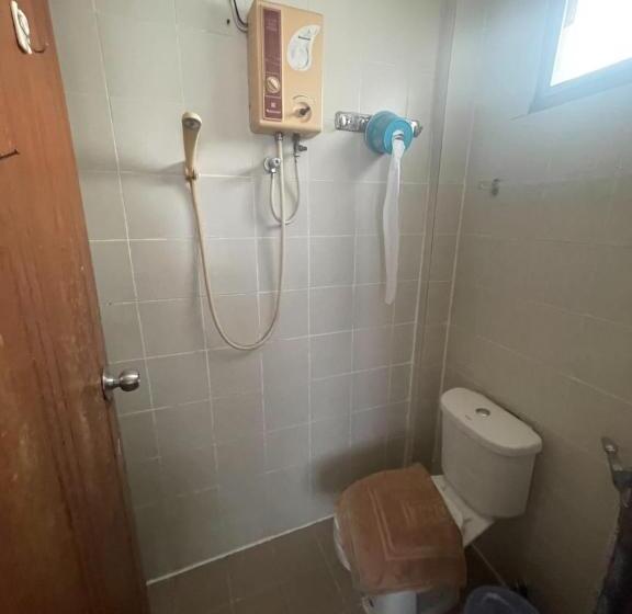 חדר אקונומי, Residence Inn Pattaya