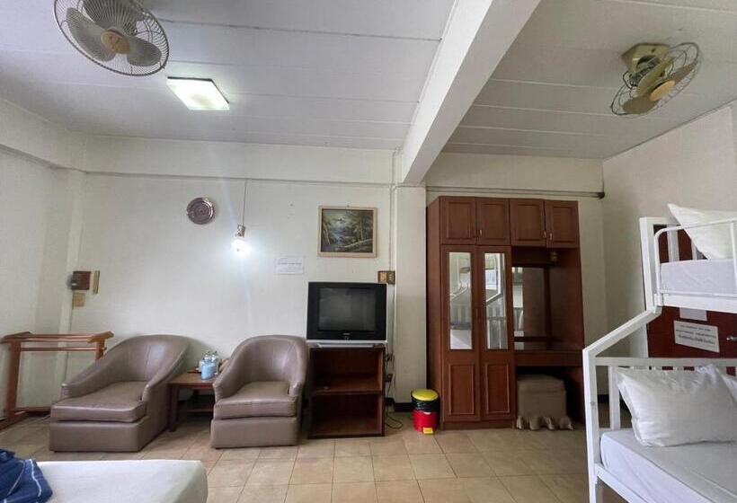 חדר משפחתי דלוקס, Residence Inn Pattaya