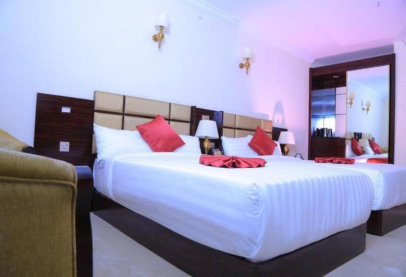 اتاق استاندارد, Sunland International