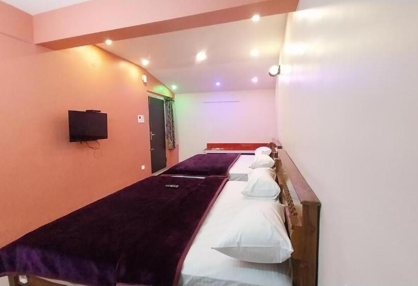 デラックスファミリールーム, Sv Residency