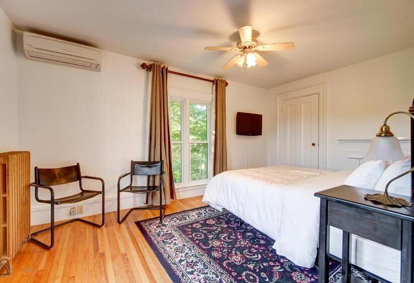 غرفة قياسية, The Evangeline