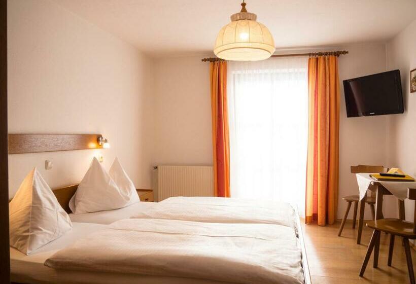 Quarto Estandar, Alpengasthof Moser