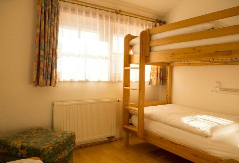 Quarto Familiar, Alpengasthof Moser