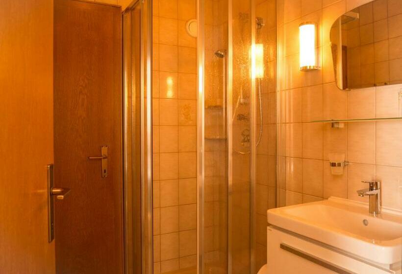 Quarto Familiar, Alpengasthof Moser