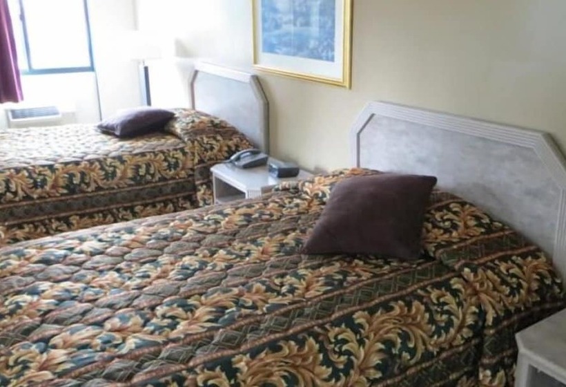 غرفه قياسيه سريرين مزدوجين, Amber Inn