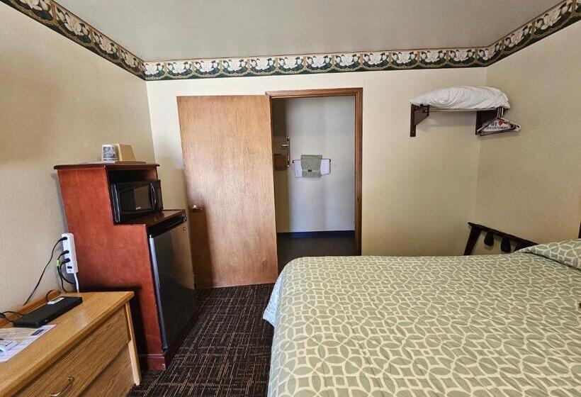 חדר סטנדרט עם מיטת קינג, Cle Elum Travelers Inn