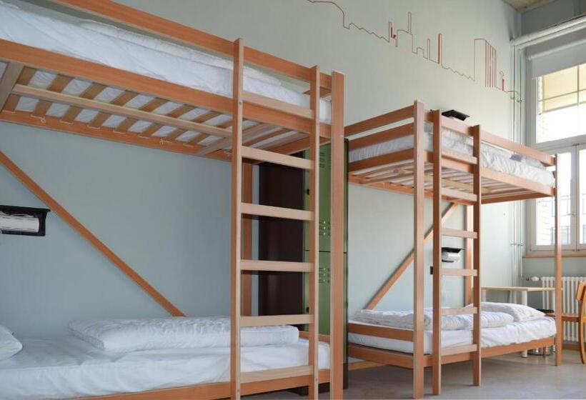 سرير فى غرفة مشتركه, Depot 195  Hostel Winterthur