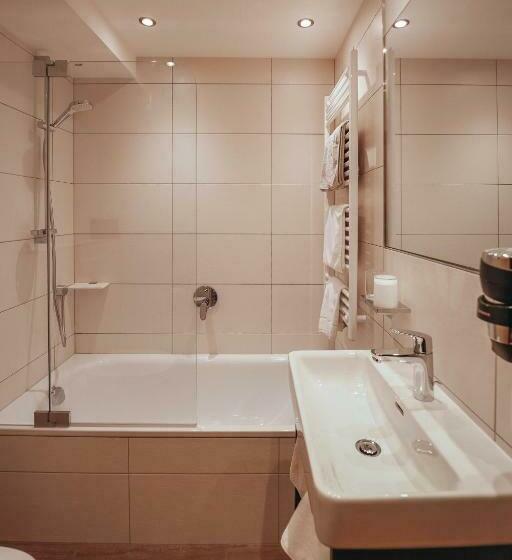 اتاق استاندارد, Garni Almjur