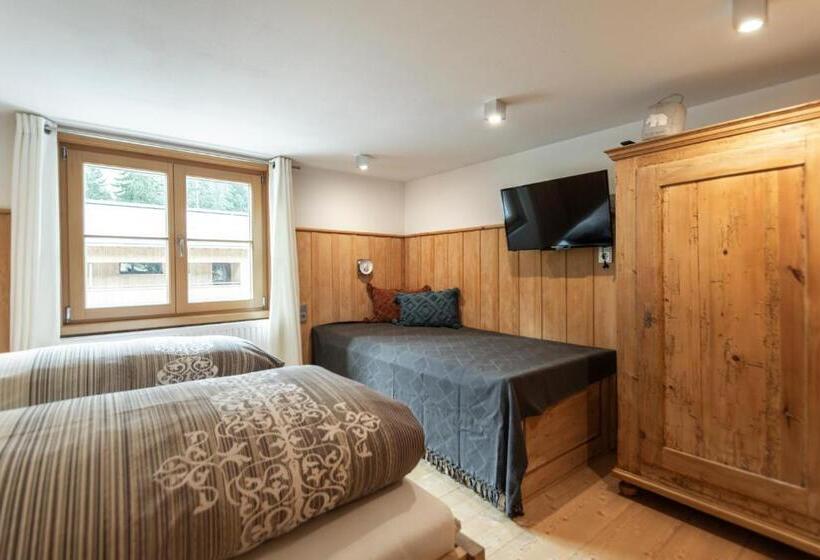 １ベッドルームハウス, Haus Berghof