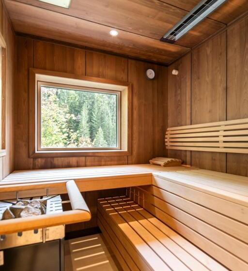 １ベッドルームハウス, Haus Berghof