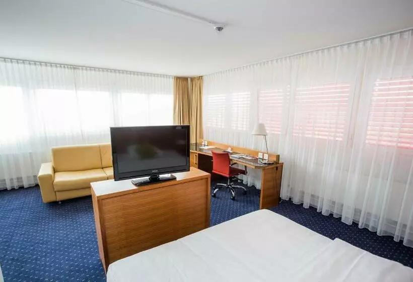 ジュニアスイート, Hori Inn