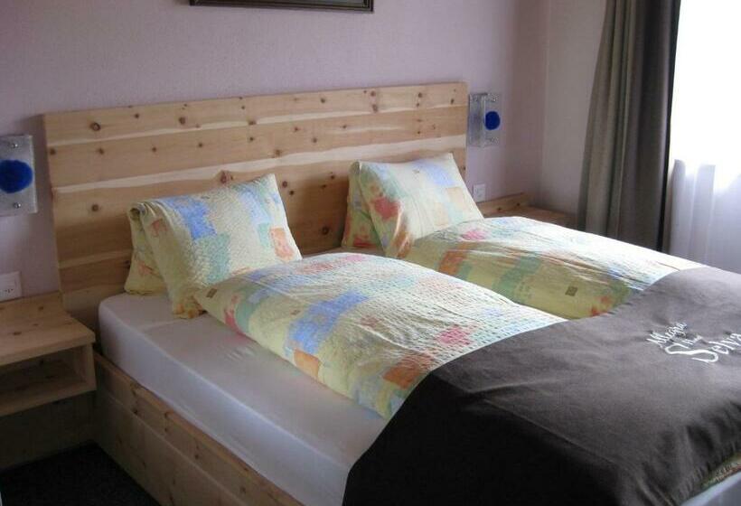 标准间, Pizzeria Selva