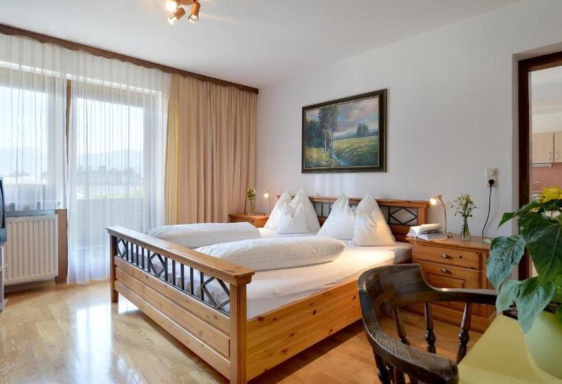 Апартаменты 1 Спальня с Балконом, Theresia Garni