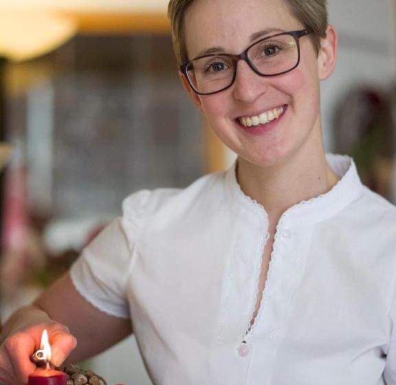 شقة غرفة نوم واحدة مزودة بشُرفة, Theresia Garni