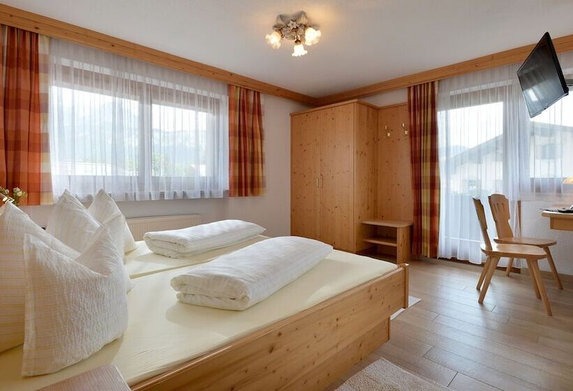 غرفة قياسية, Theresia Garni