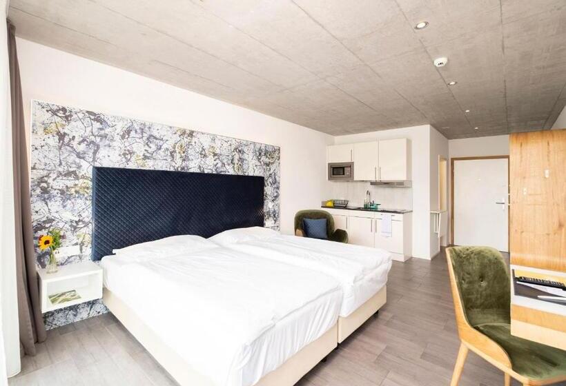 סטודיו סטנדרט עם מרפסת, Tailormade Hotel IDEA Spreitenbach