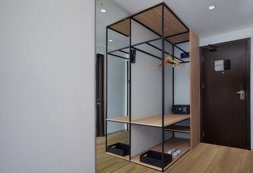Номер Deluxe, Aston Pekalongan Syariah Hotel & Conference Center