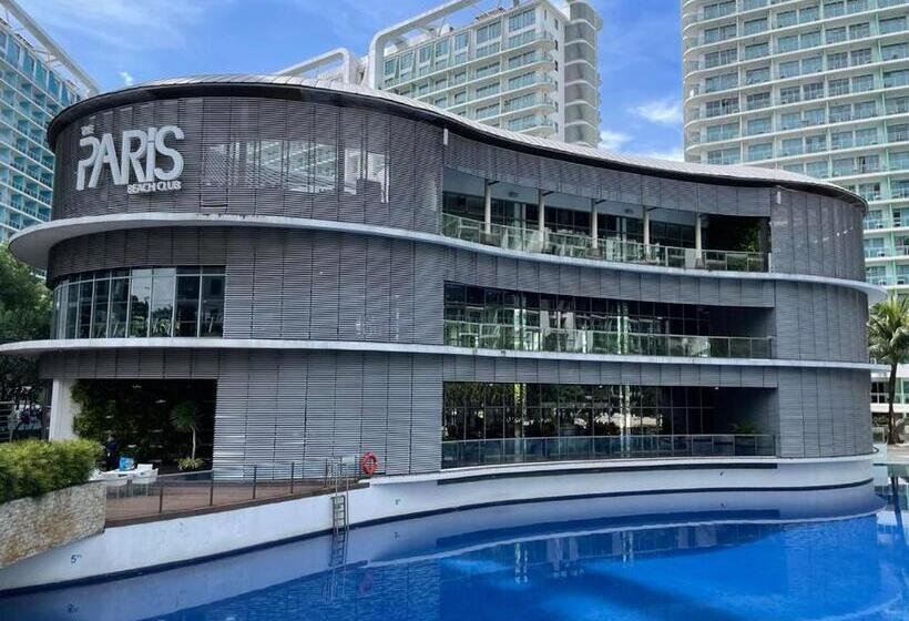 استودیو استاندارد با چشمانداز استخر, Azure Urban Resort Residences