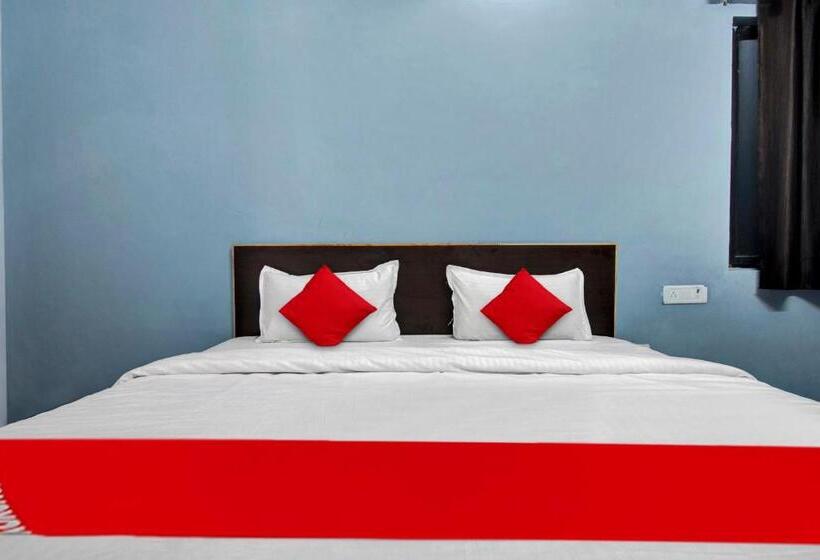 トリプルクラシックルーム, Oyo Flagship The Aana Inn