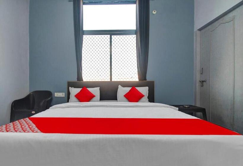 トリプルクラシックルーム, Oyo Flagship The Aana Inn