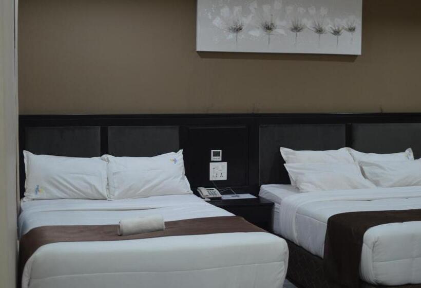 اتاق لوکس خانوادگی, Palm Kalash