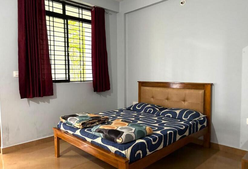 Номер Стандарт, Sri Swarna Darvi Lodge Horanadu