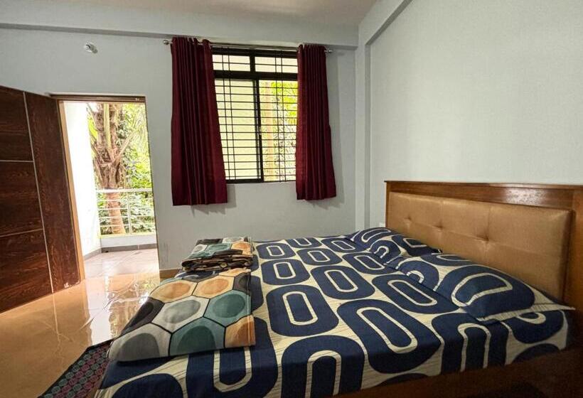 Номер Стандарт, Sri Swarna Darvi Lodge Horanadu