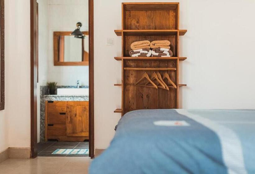 חדר דלוקס, Big Brother Berawa Beach