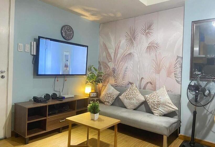 Quarto Estandar com Sacada, Azure Urban Resort Residences