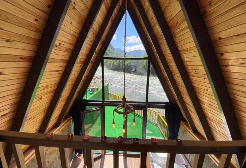 חדר דחוקס עם מיטת קינג, Ri̇ver Si̇de Bungalov