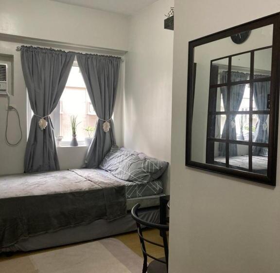 Standard Stúdió Szoba, Bohemian Inspired Studio Unit2 At Trees Residences